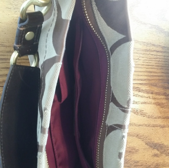 Coach small purse - Picture 4 of 8